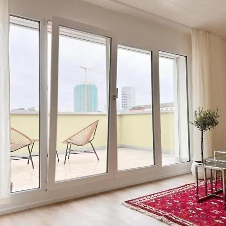 Heaven Rooftop With 2 Balconies -403-