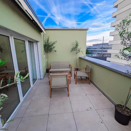 Heaven Rooftop With 2 Balconies -403- شقة *